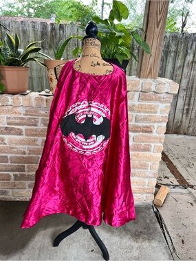 Batman DC Comics Pink Satin Batgirl Cape Sixflags